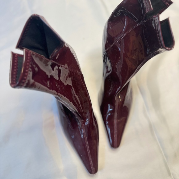 Heeled booties - Picture 1 of 5